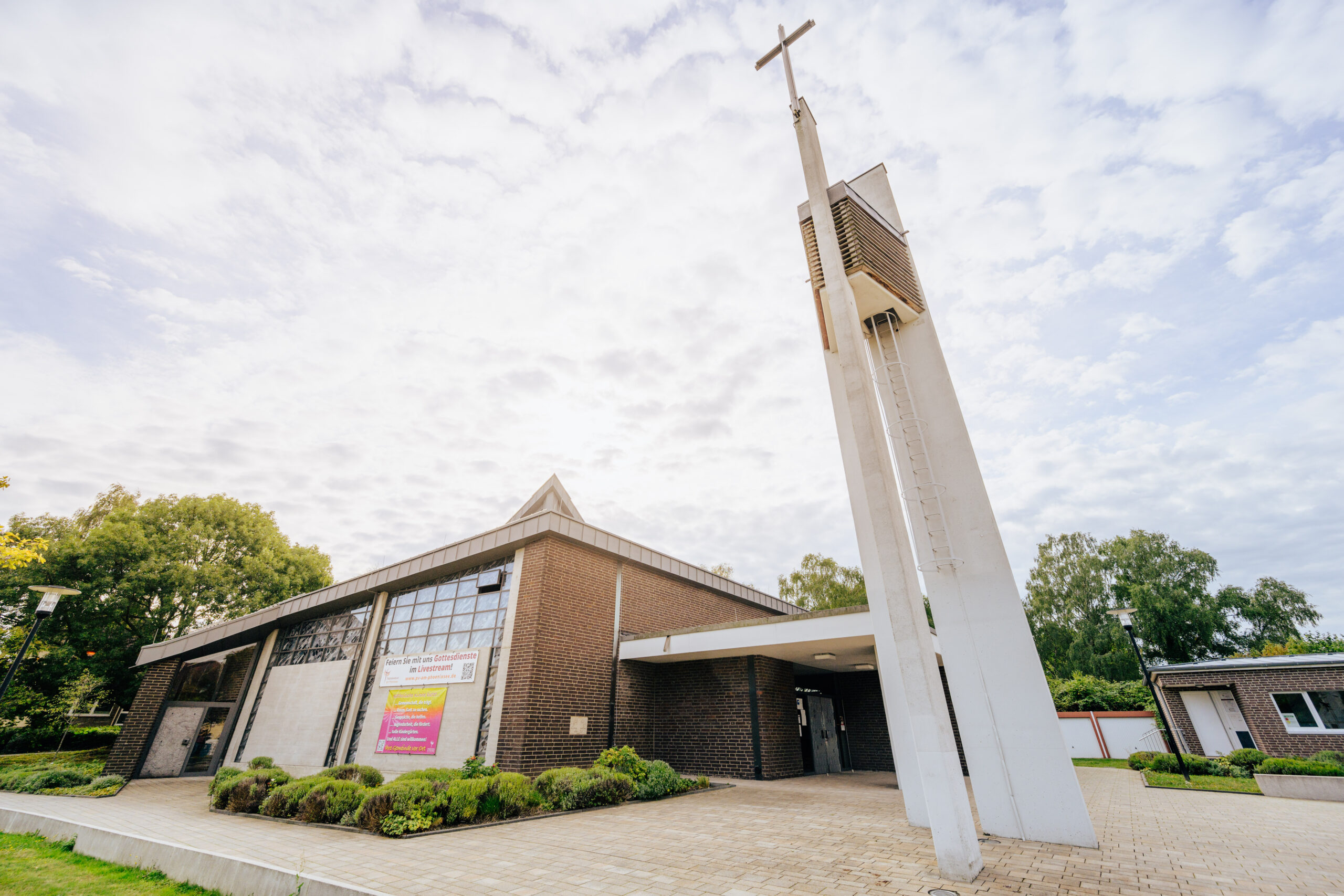 Gremien treffen sich mit dem Beraterteam des Erzbistums Paderborn. Pastoraler Raum Pfarrei St. Clara Dortmund-Hörde beginnt Gespräche zum Immobilienstrategieprozess.