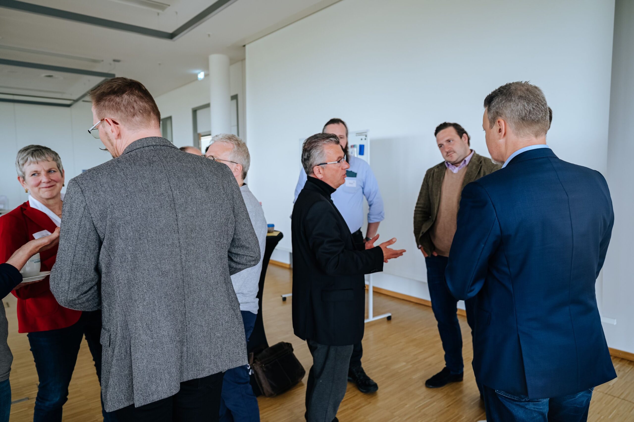 Angeregt diskutiert wurde auch am Stand des Leitungsteams des Pastoralen Raums Dortmund-Hörde
