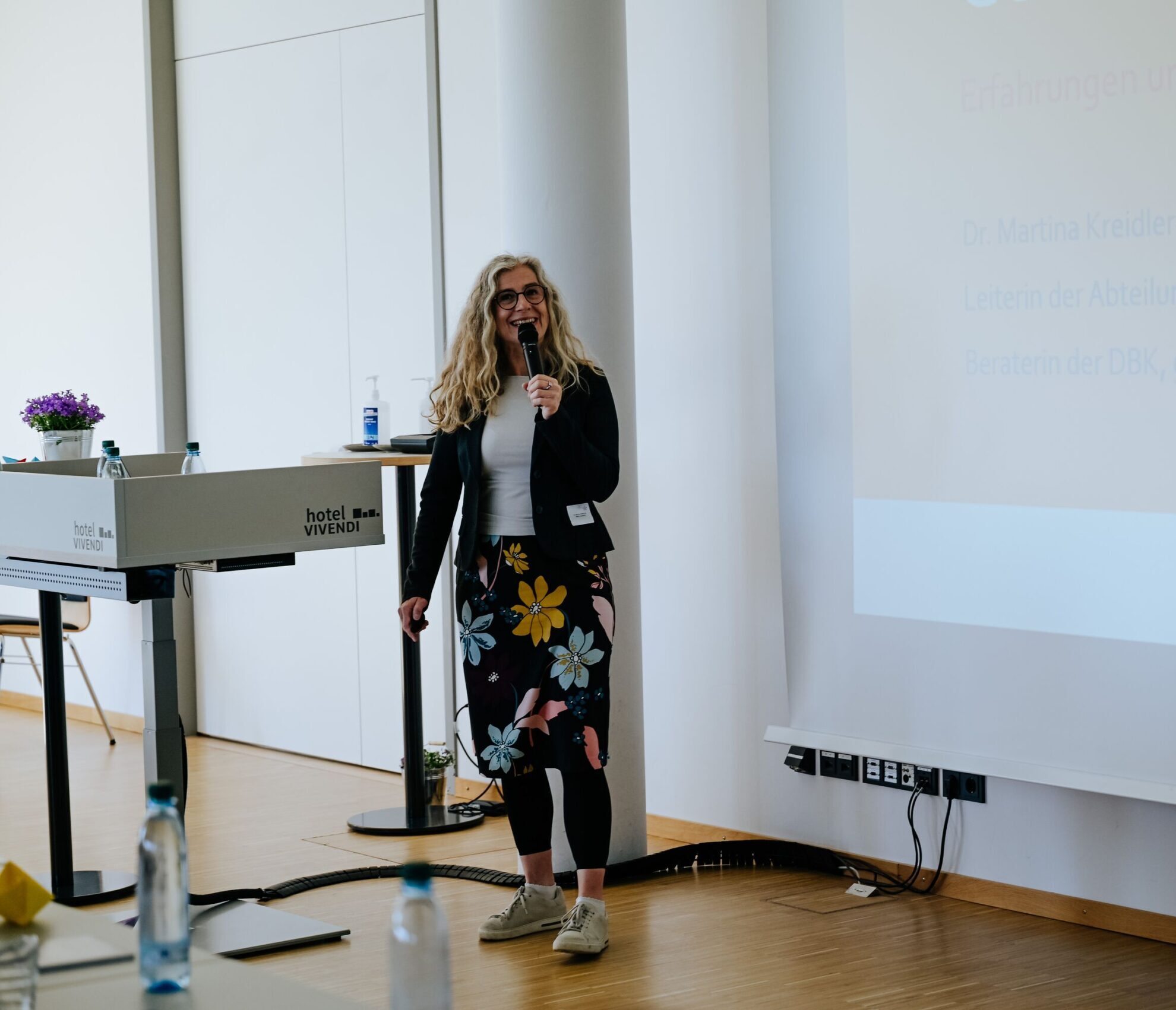Dr. Martina Kreidler-Kos, Leiterin des Seelsorgeamts im Bistum Osnabrück: „Geteilte Leitung ist besser als einsame Spitze.“